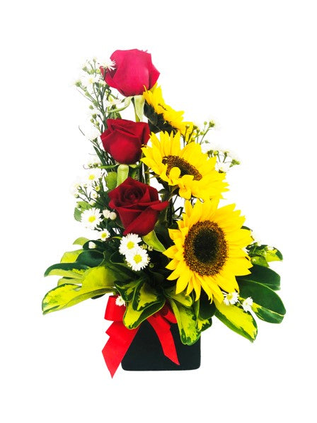 MINI BOX DE 3 ROSAS Y 3 GIRASOLES