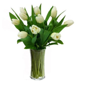 10 TULIPANES EN FLORERO