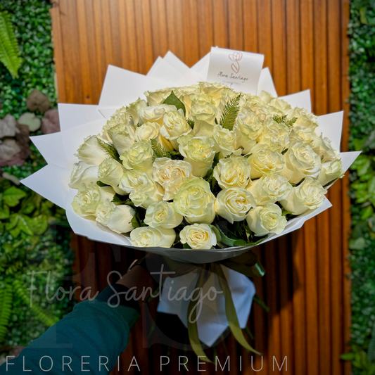 Ramo con 50 rosas blancas