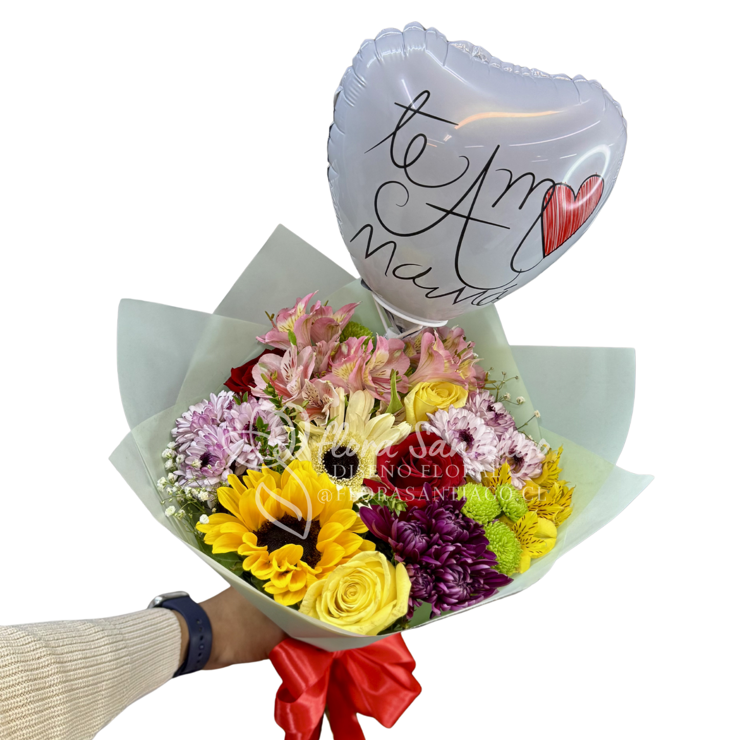 Ramo con flores mixtas más globo