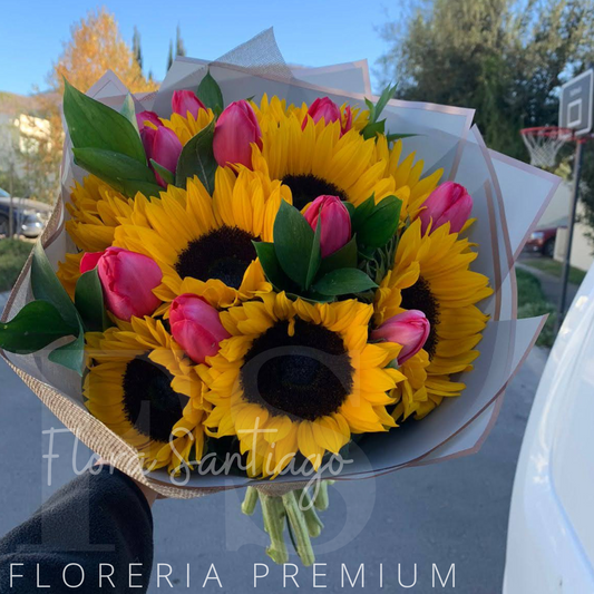 Ramo de 10 tulipanes y 10 girasoles