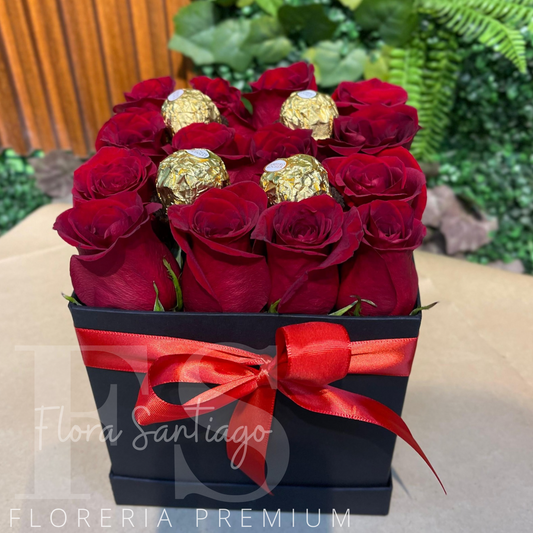 Box de 12 rosas rojas y 4 bombones Ferrero Rocher