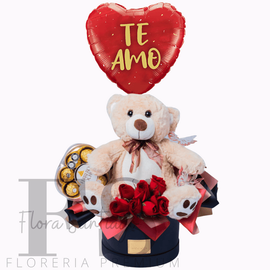 Box de rosas con oso de peluche más bombones de chocolate y un globo metálico grande