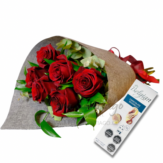 Ramo de 6 rosas rojas en arpillera y bombones