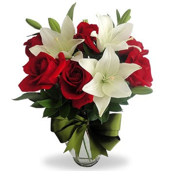 FLORERO DE ROSAS ROJAS Y LILIUM