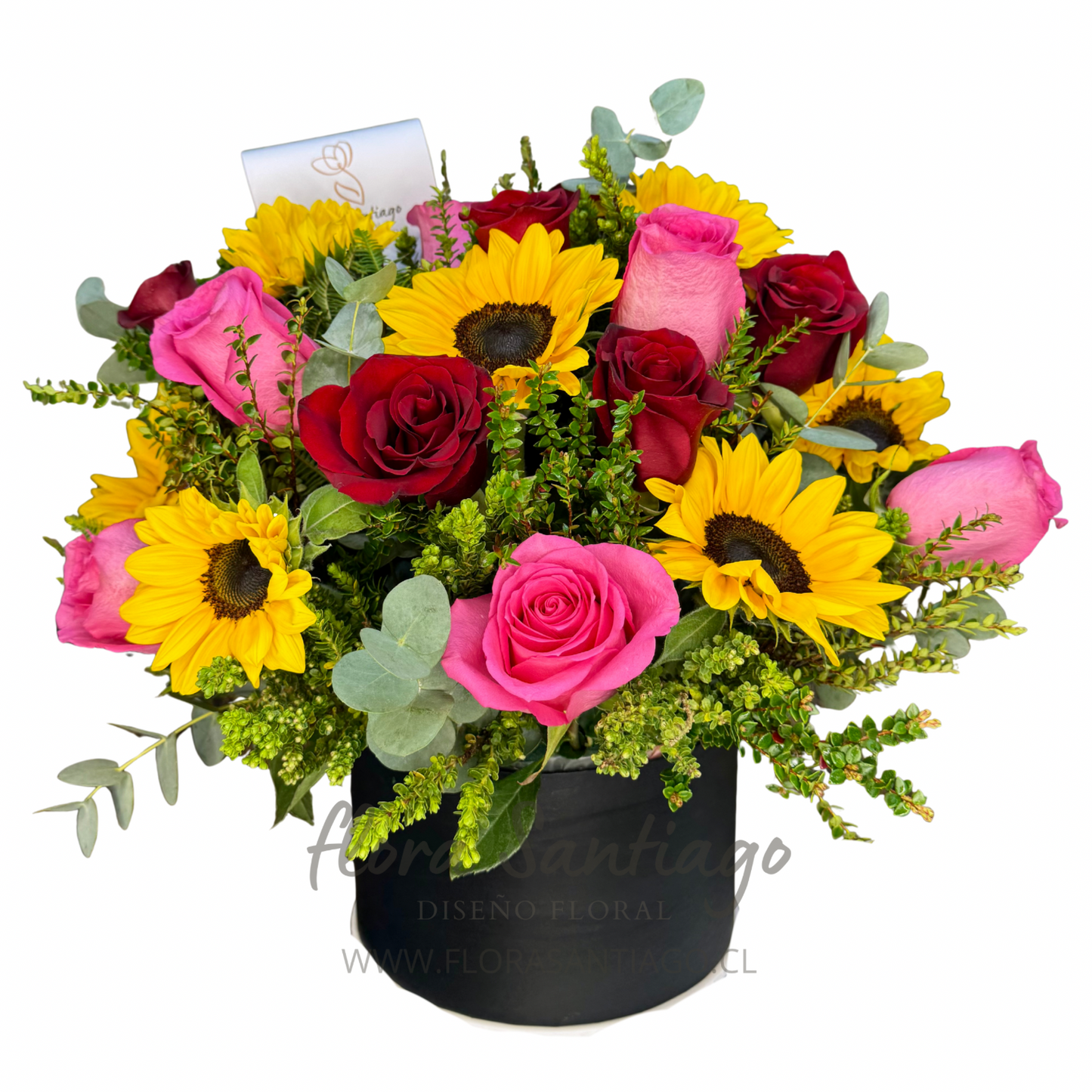 Arreglo Box grande con rosas rojas, fucsia y girasoles con toques de verdes