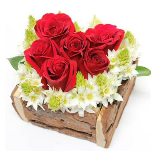 MINI CORAZON RUSTICO DE 6 ROSAS