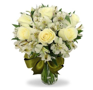 FLORERO DE 6 ROSAS BLANCAS Y ALSTROMERIAS